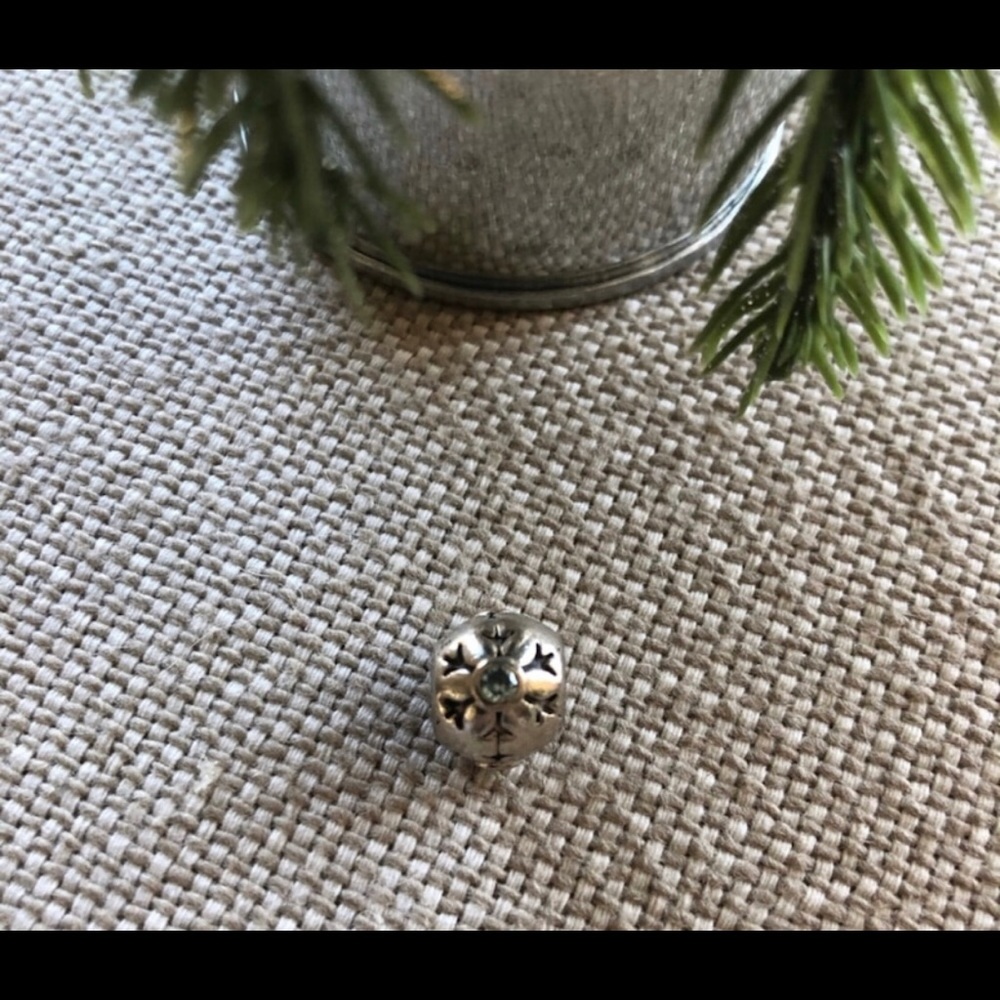 Pandora snowflake charm